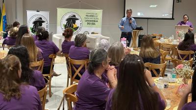 Comissão de Mulheres do Sindicato Rural promove noite de capacitação e valorização feminina em Laranjeiras do Sul